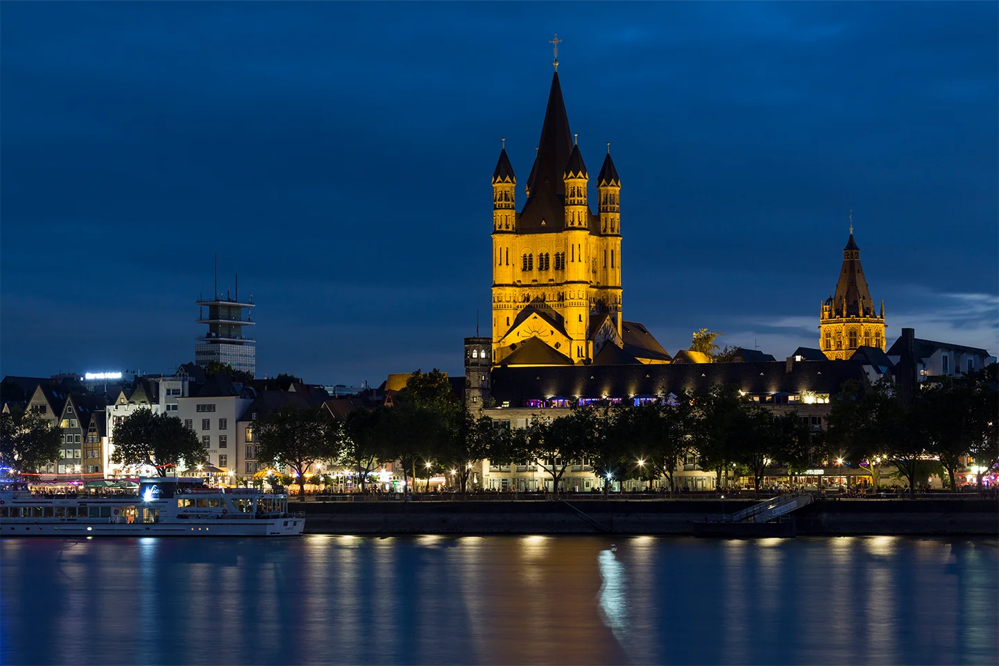 cologne-germany-2023-11-27-05-25-02-utc